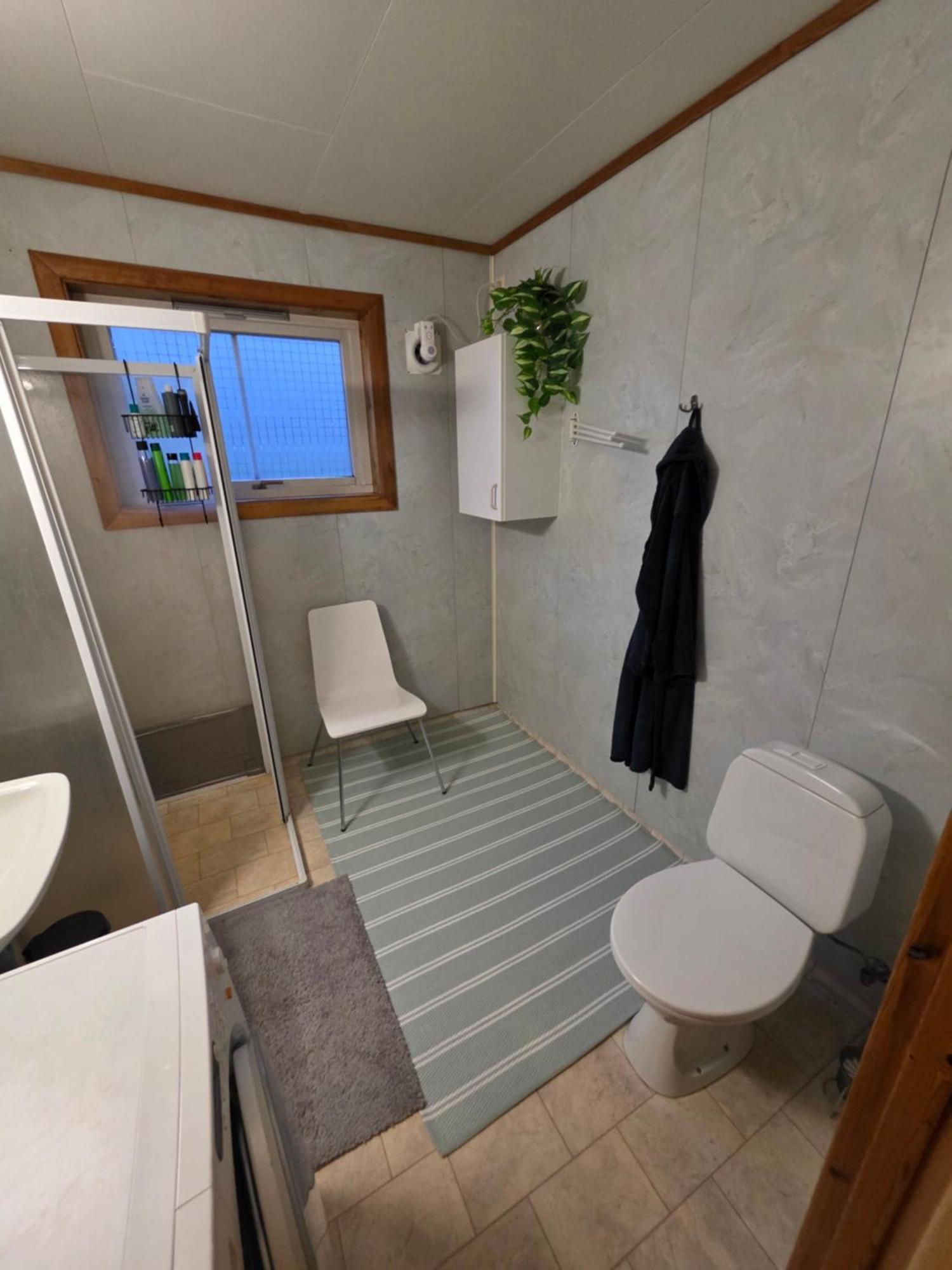 Rom Sentralt I Sogndal Hostel Buitenkant foto